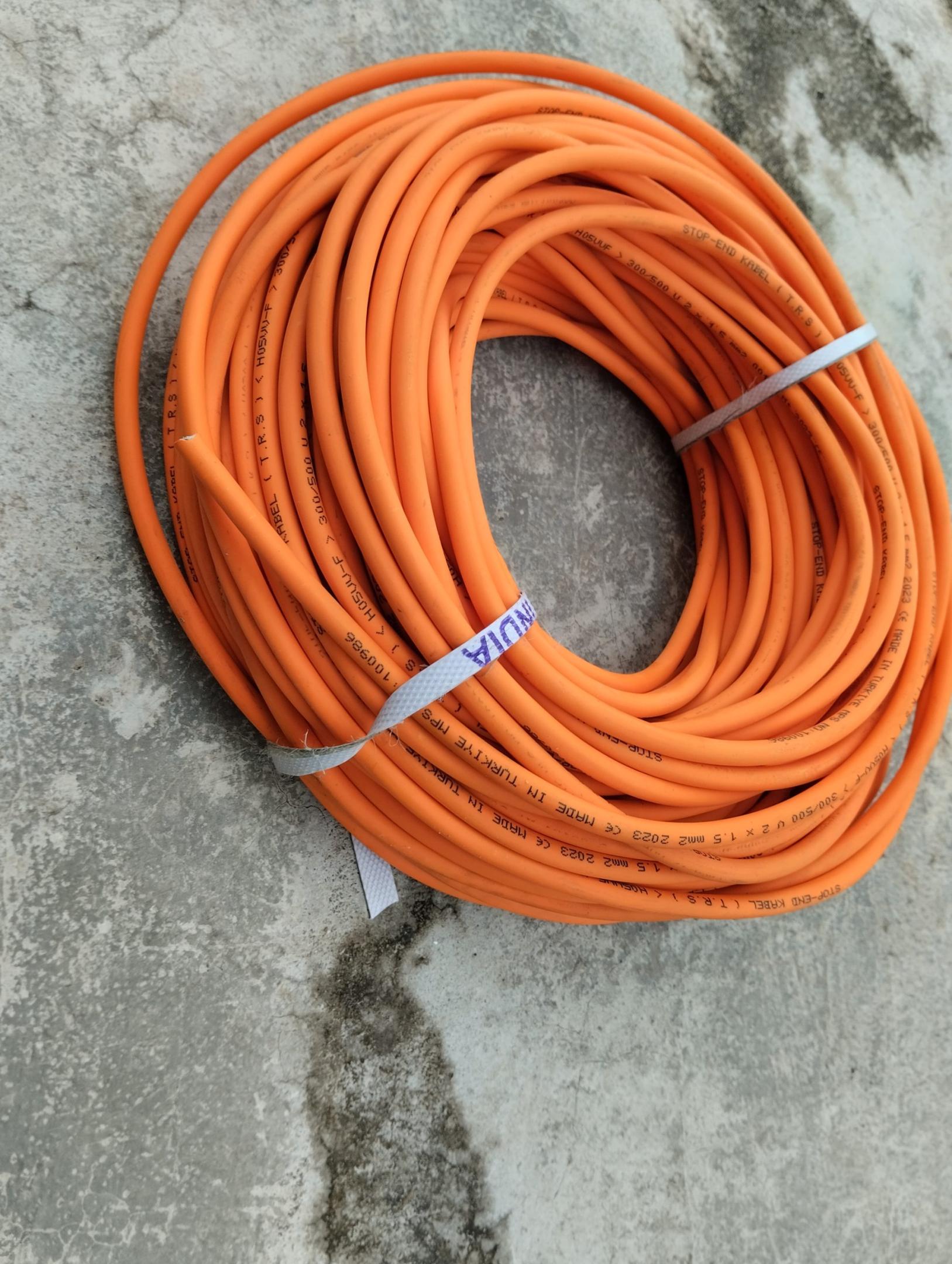 Speaker cables