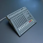 Yamaha 8 channels powered mixer 808dusb