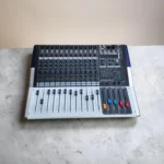 Yamaha phy 12 channels powered mixer