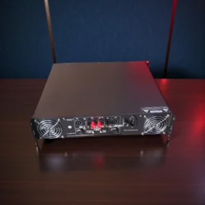 peavey CS 4000 power amplifier