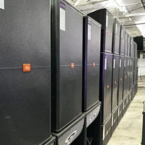 JBL SRX 725 double speakers
