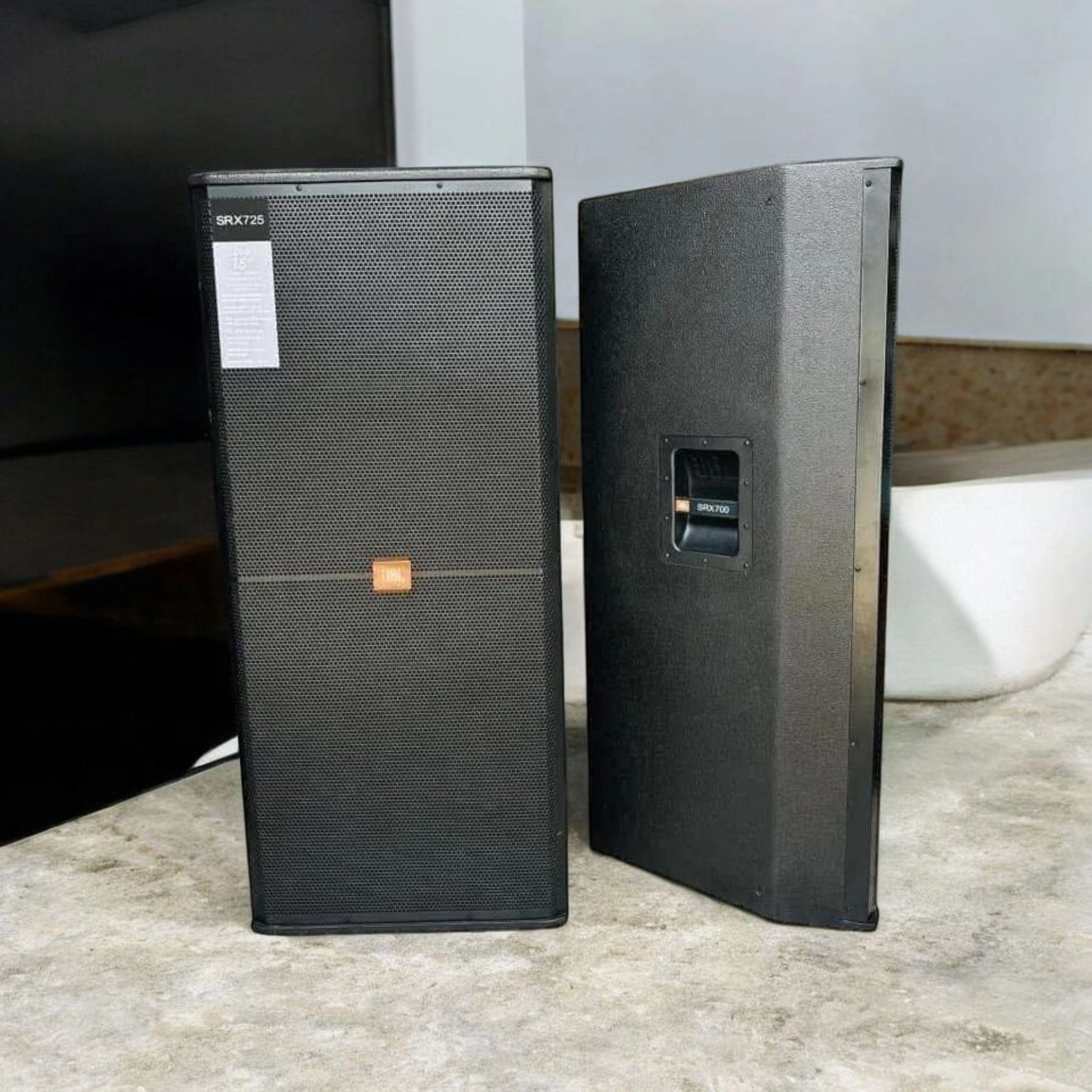 JBL SRX 725 double speakers