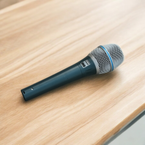 Shure Beta 87c cord microphone